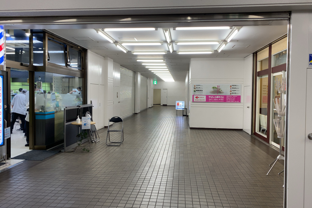 松之助様お取り置き中 〜3月1日 徳川家康公 兜ケース飾り アクリルケース 5G-C24-Z | 取付ケース